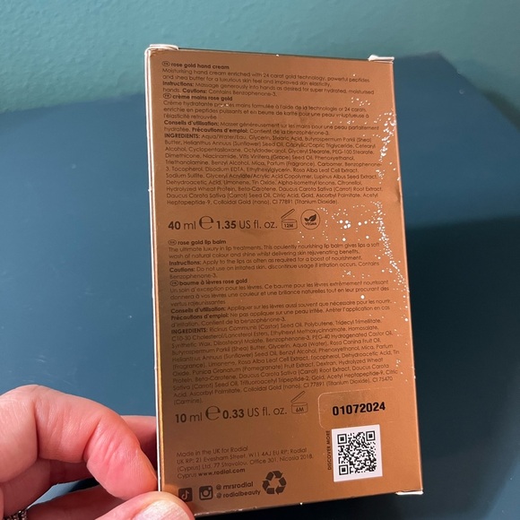 Rodial Rose Gold Hand and Lip Edit Set - Picture 4 of 8